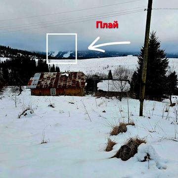 Хата в карпатах з ділянкою біля "Плай"