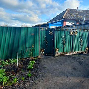 Будинок у затишному місці