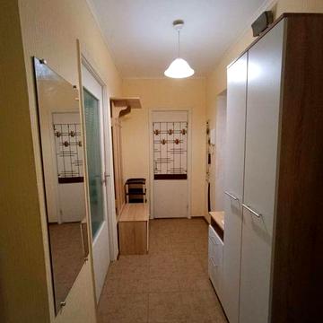 Оренда 1кімн кв-ри, вул Стуса, 26. Метро в 7-10 хв ходьби.