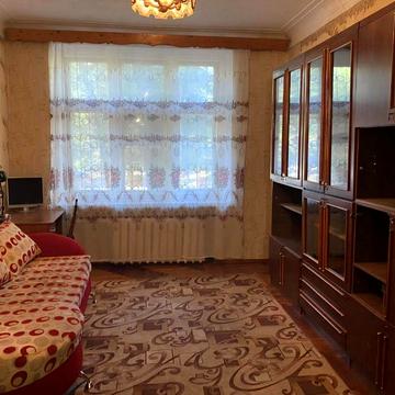 Недорога однокімнатна біля порту!