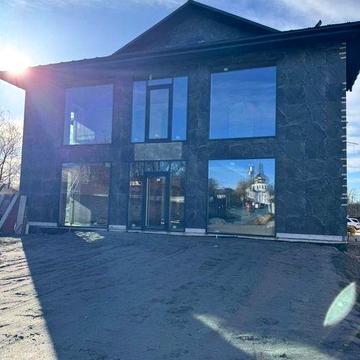 Продається комплекс у центрі м. Полонне, Хмельницька область