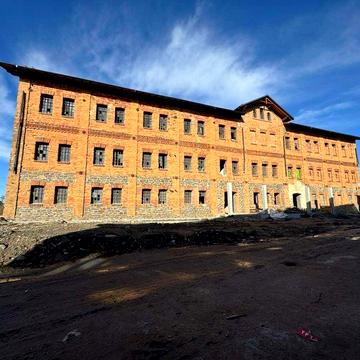 Продається комплекс у центрі м. Полонне, Хмельницька область