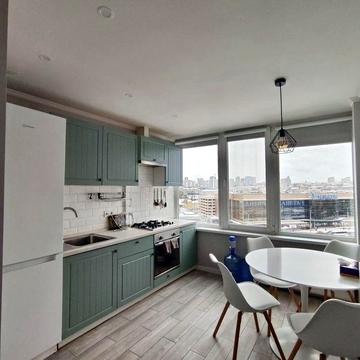 2 кімнатна квартира. Шевченківський район, вул. Дмитріївська, 2