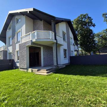 Варшавська вул. (Ватутіна)