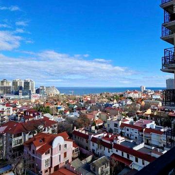 Продается просторная трехкомнатная квартира в ЖК Лимнос ! ЖК Лимнос