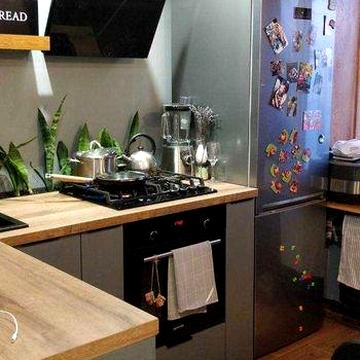 Продаж 2-кімнатної квартири вул. Л.Бикова (р-н Металургів)