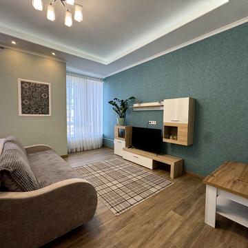 Василя Тютюнника вул. (Анрі Барбюса), 37/1