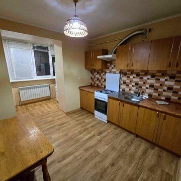 Здається 1-кварт по вул. Янгеля в р-ні Ближнього замостя, читайте опис