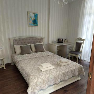 Валерія Самофалова вул. (Каманіна), 16а/4