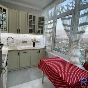 Видовая квартира - Каманина, комфортная квартира по отличной цене!