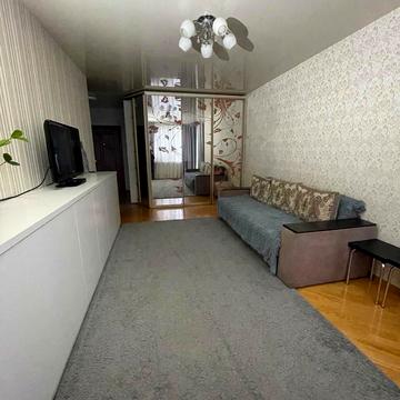 Осипа Назарука вул., 1