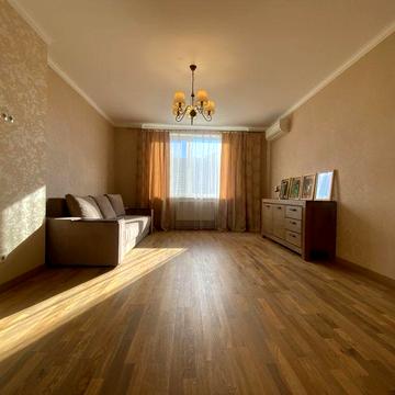 Метро 2 хв пішки. Продаж двокімнатної квартири в Києві