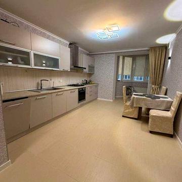 ПРОДАМ простору 2-кімнатну квартиру в новобудові з газом на Таїрова!