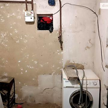 Продаж 4к Дім Будівельників вулиця