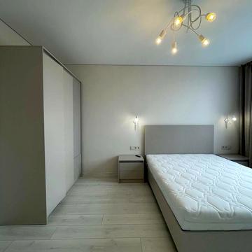 Авраама Лінкольна вул. (Димитрова), 6-Б