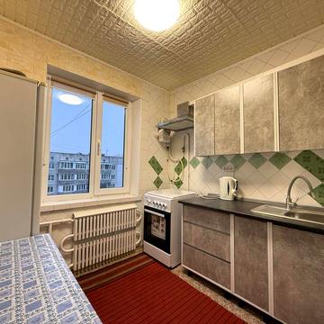 Оренда 2 к квартири в центрі по вул Європейська 11 Вишневе