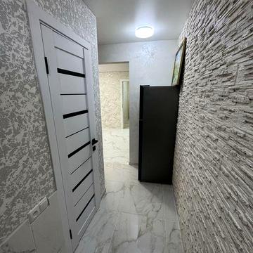 Продам квартиру с новым ремонтом до города 30 мин