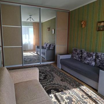 Євгена Коновальця вул., 7