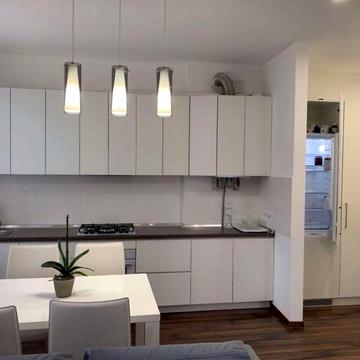 Простора квартира з ремонтом та меблями! 2% податків!