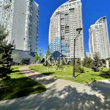 ЖК Park Stone/ Продаж квартири на Оболоні/ Тераса/ 82 м2 + 54 м2/ Київ ЖК Park Stone