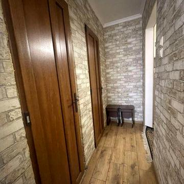 Сдаю 3к с ремонтом ул.Космонавтов