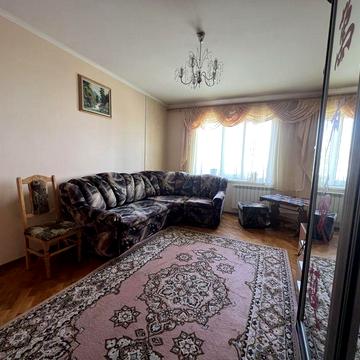 Бажана 7б метро Харківька