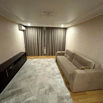 Здача в оренду 2 кімнатної квартири, район базару