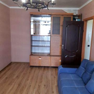 Здам 1/9/9 Грушевського