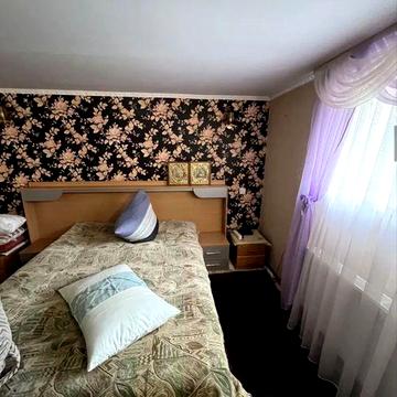 Оренда частини будинку на Максютова