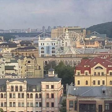 Продаж 2-х ком .кв Поділ