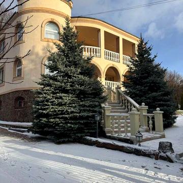 Ексклюзивний будинок з панорамним видом на місто