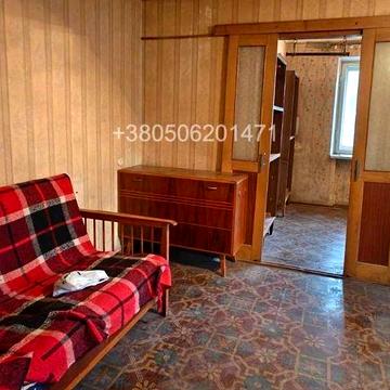 Двухкомнотная квартира Среднефонтанская площадь Приморский район