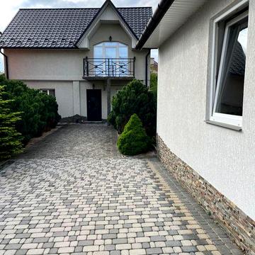 Продаж власного будинку