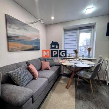 Продаж 2 км. Будинок біля метро 23 серпня /  Науки 64/ з ремонтом