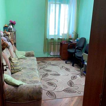 Продається 2-кімнатна квартира в Центрі! Індивідуальне опалення