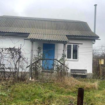 Продам будинок дачу в Лозовці!