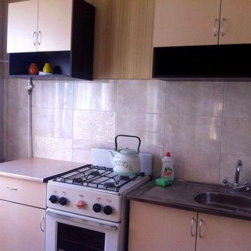 1к.Бориспільська 28. Газова плита.Рембаза, метро Червоний хутір