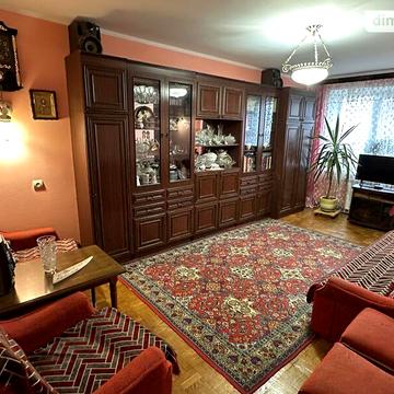 Продаж 3к Квартира Чорновола Вячеслава вулиця