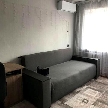 Олександра Поля просп. (Кірова), 44