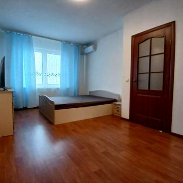 Софії Русової вул., 7