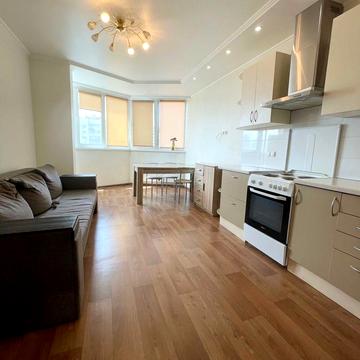 Митрополита Василя Липківського вул. (Урицького), 18