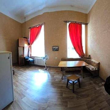 Продам 1-комнатную квартиру в Центре