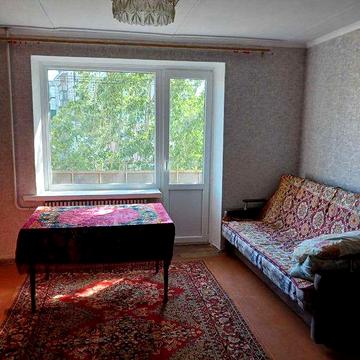 Сдаю 2к/кв. на Площади Победы