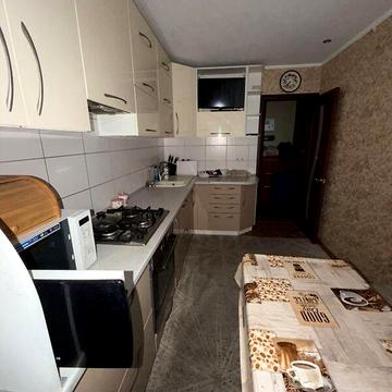 Довгострокова оренда 3к Квартира Сергія Ядова (Ювілейна) вулиця