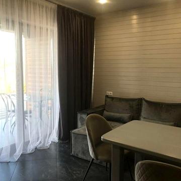 Будинок між Черкасами та Смілою