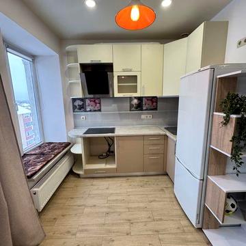 Повна комплектація!Квартира біля парку!Без комісії!Мін оформлення!