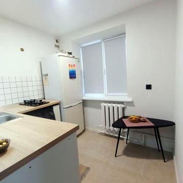 Саітло не вимикають ! Центр - студія з ремонтом !