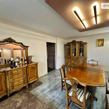 Довгострокова оренда 3к Квартира Чернігівська вулиця