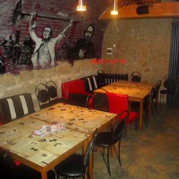 Личаківська вул. (), 1