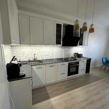 Оренда 2к Квартира / ЖК "Граф Толстой", центр, метро поруч